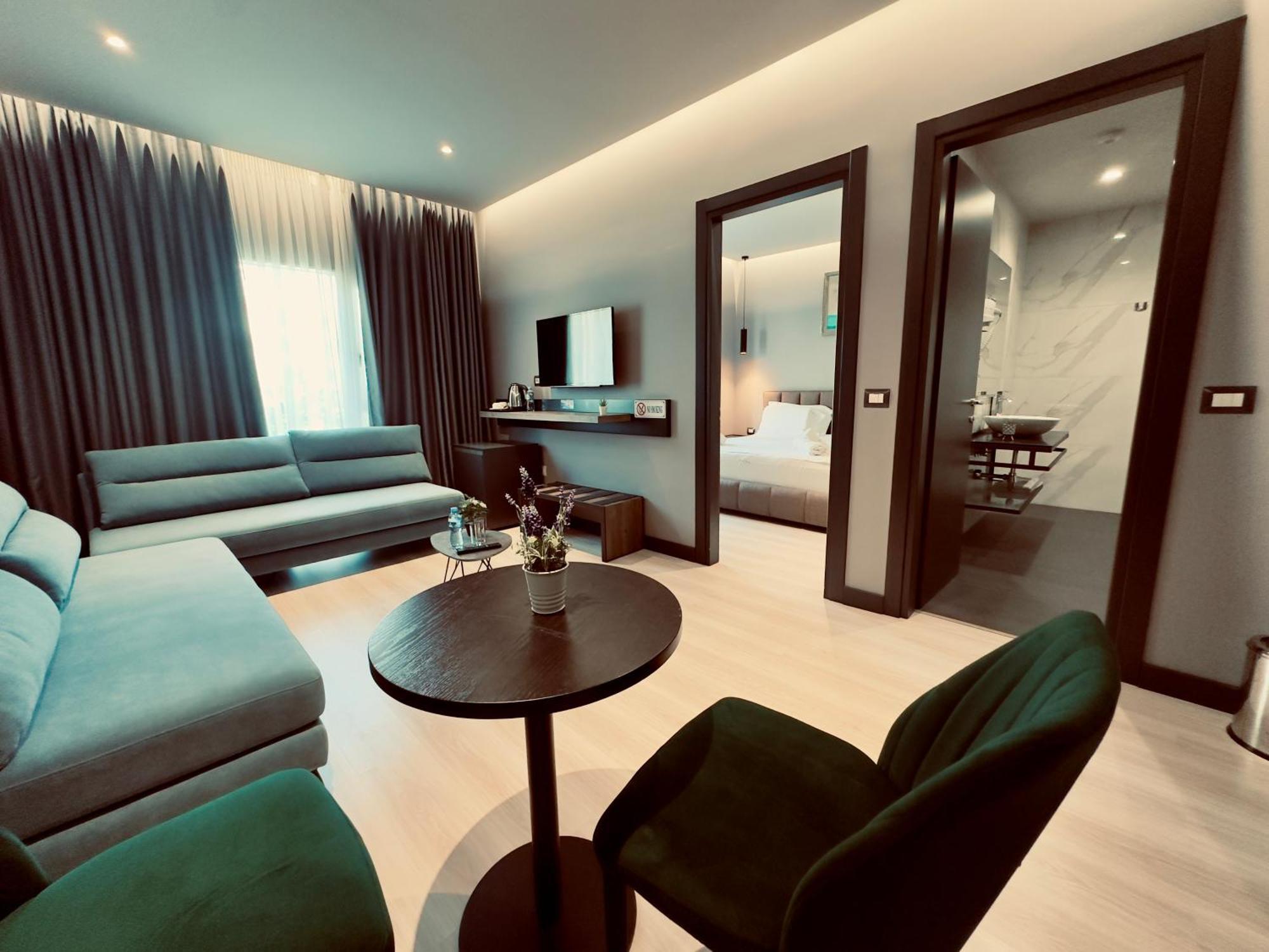 Hotel Olive Vlore Exterior photo