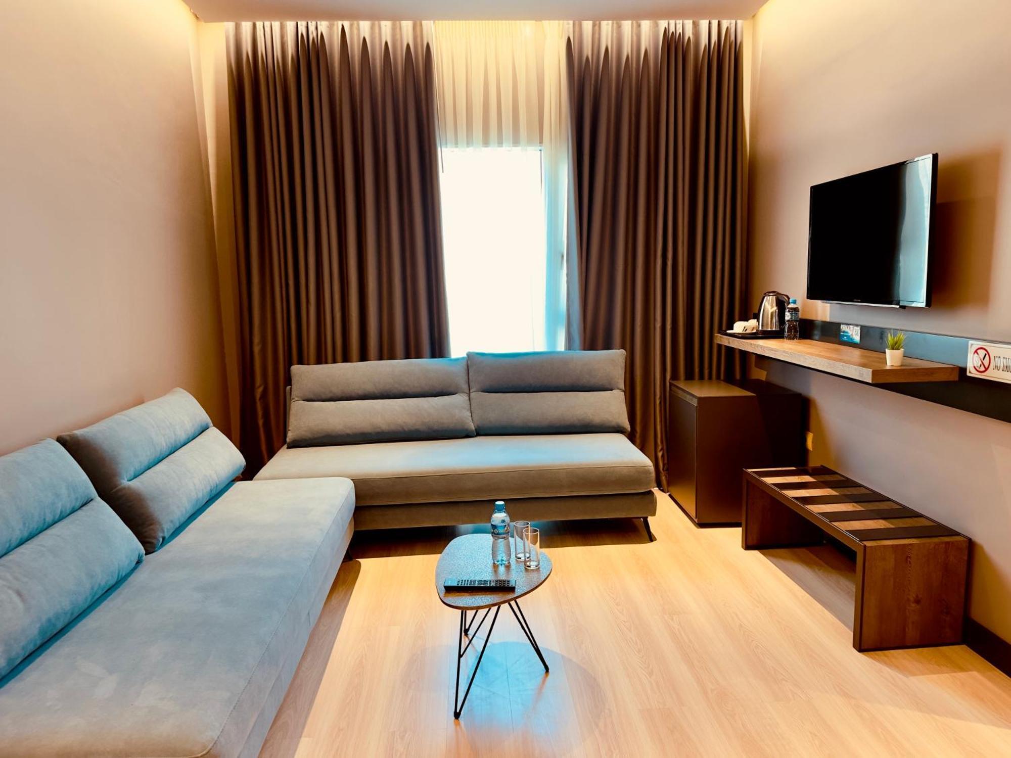 Hotel Olive Vlore Exterior photo